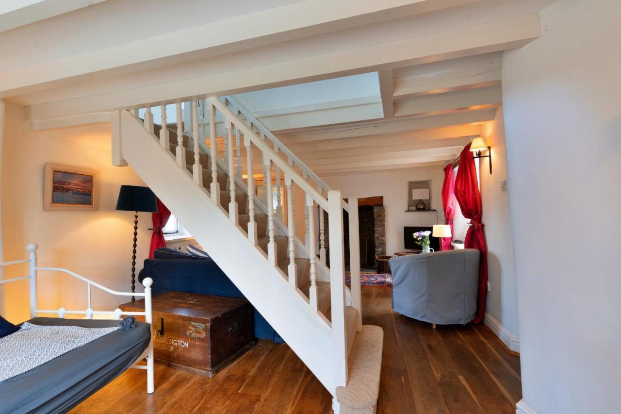Finest Retreats - Forge Cottage Padstow Eksteriør bilde