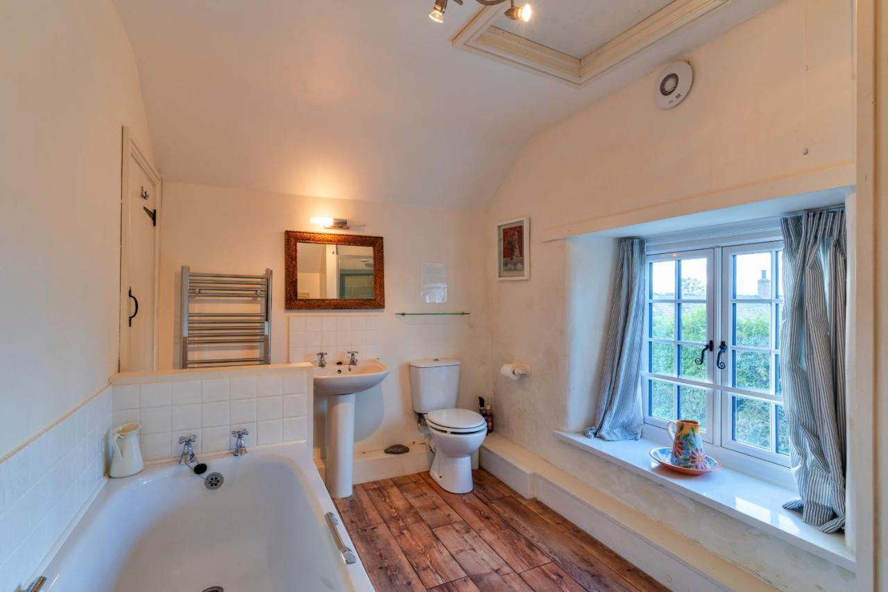 Finest Retreats - Forge Cottage Padstow Eksteriør bilde