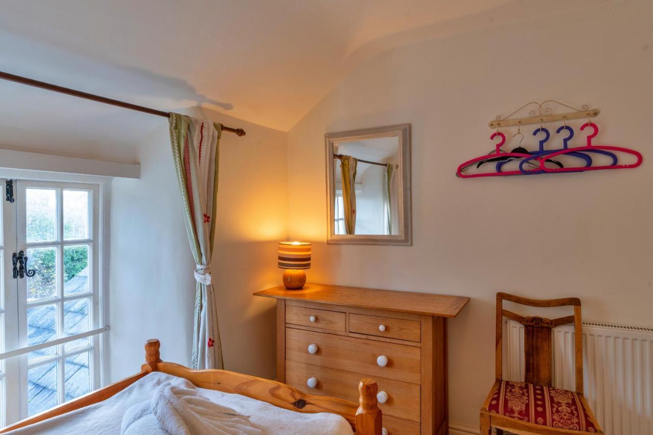 Finest Retreats - Forge Cottage Padstow Eksteriør bilde
